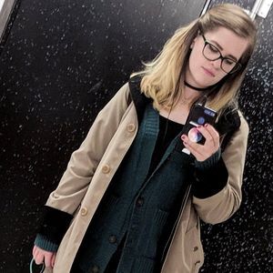 Meet your Posher, Mackenzie